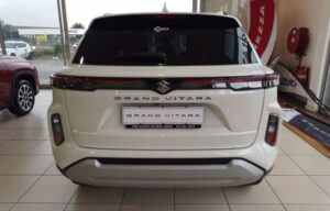grand-vitara-back-view