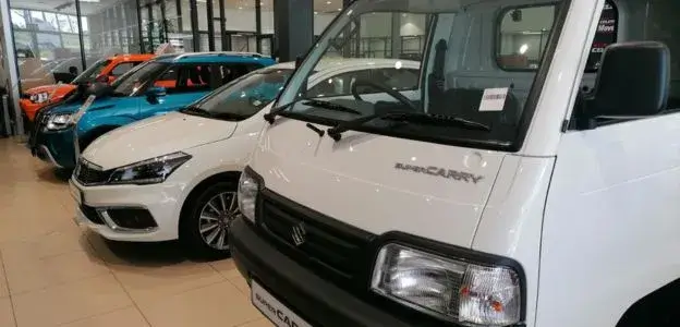 cmh-suzuki-hillcrest-showroom