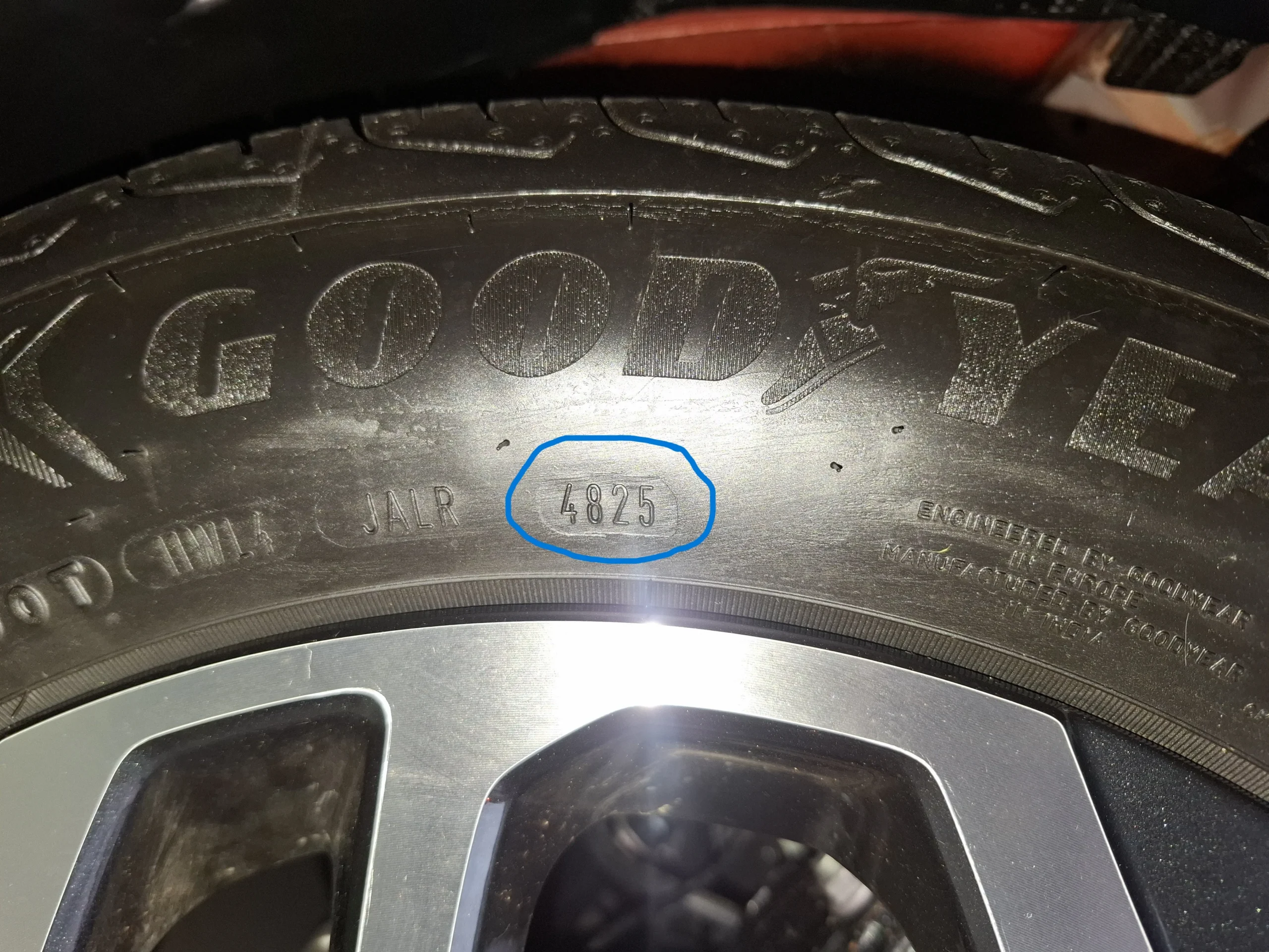 How to check tyre age - manufacturing date on tyre sidewall