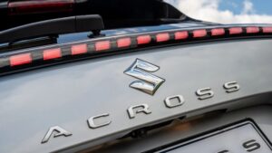 Suzuki Aircross tailgate